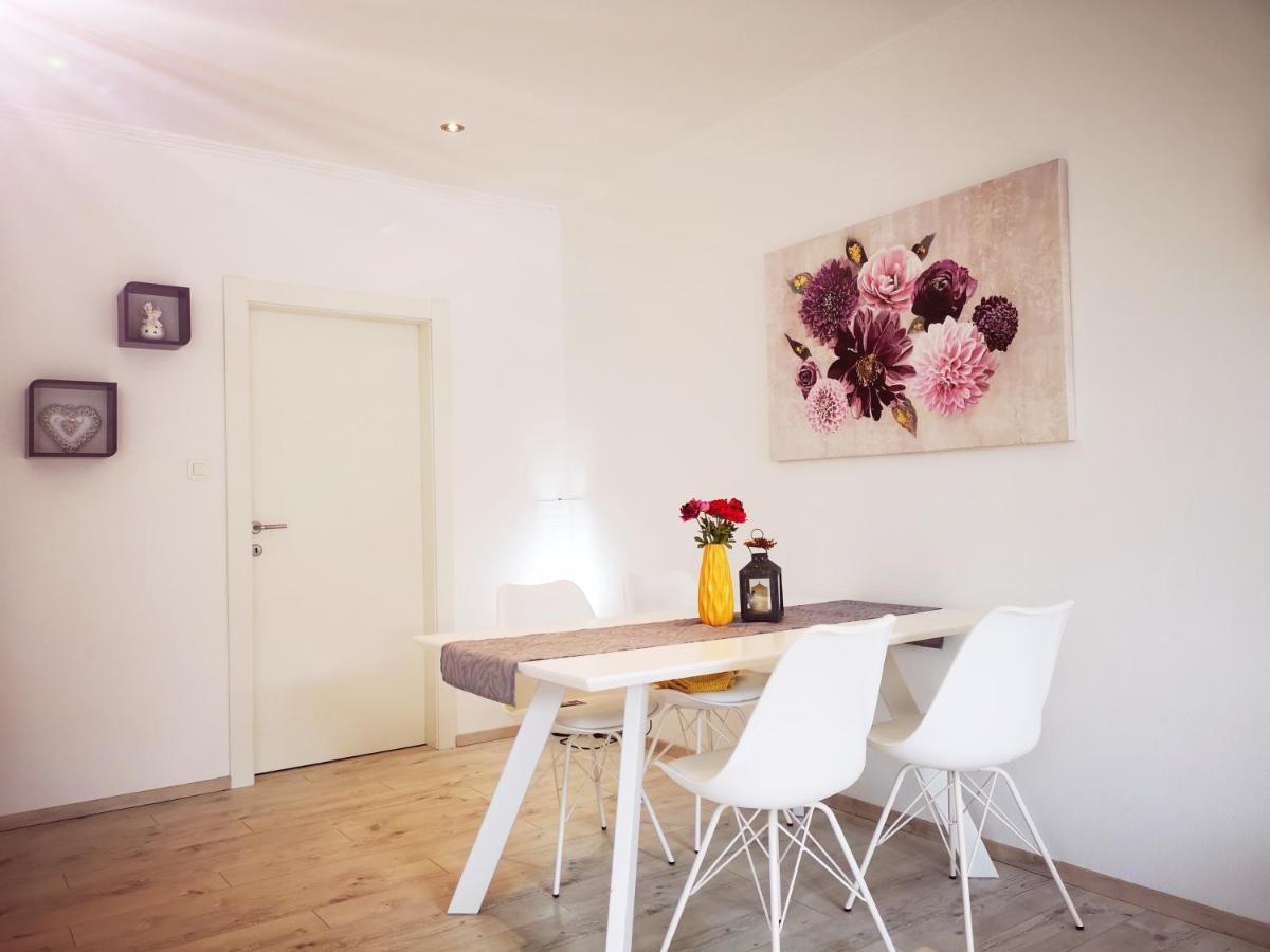 Apartmani "Sandro" Gonar Rab Town Kültér fotó