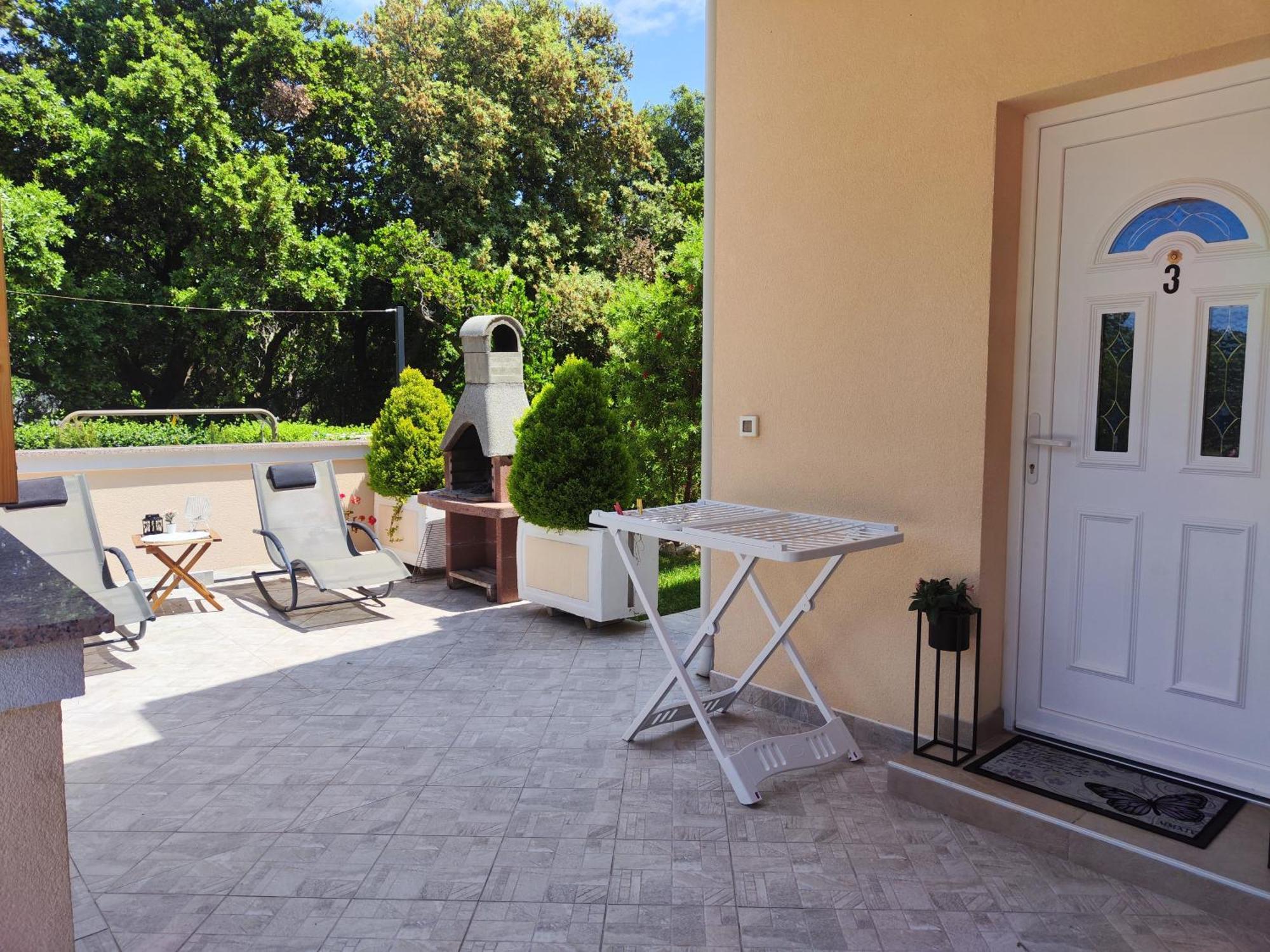 Apartmani "Sandro" Gonar Rab Town Szoba fotó