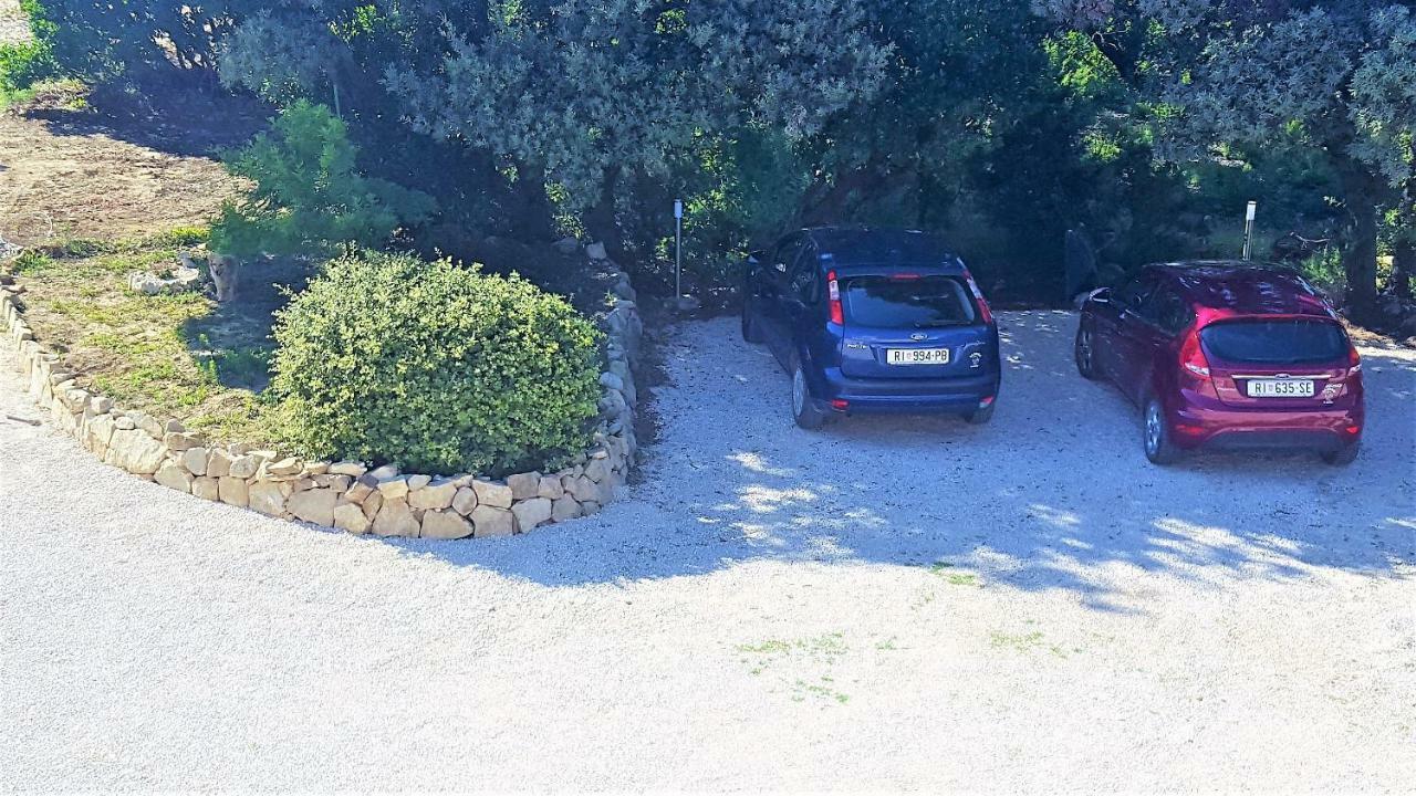 Apartmani "Sandro" Gonar Rab Town Kültér fotó