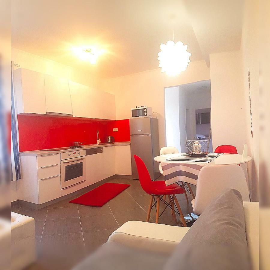 Apartmani "Sandro" Gonar Rab Town Kültér fotó