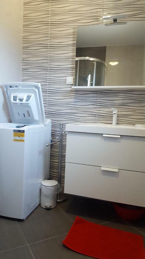Apartmani "Sandro" Gonar Rab Town Kültér fotó